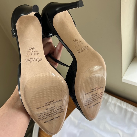 Elizee black pump Brand new in box. Handmade in Europe. Us 9. Napa leather. - Picture 12 of 12
